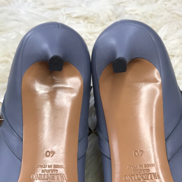 Valentino Rockstud Leather Bootie - Picture 11 of 16